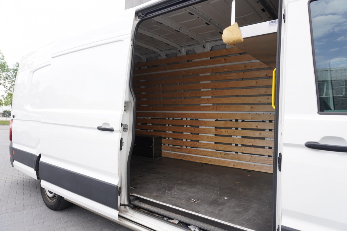 Volkswagen Crafter 2.0 TDI 140PK L5H3 Automaat EURO 6 - Airco - Navi - Cruise - €19.950,- Excl.