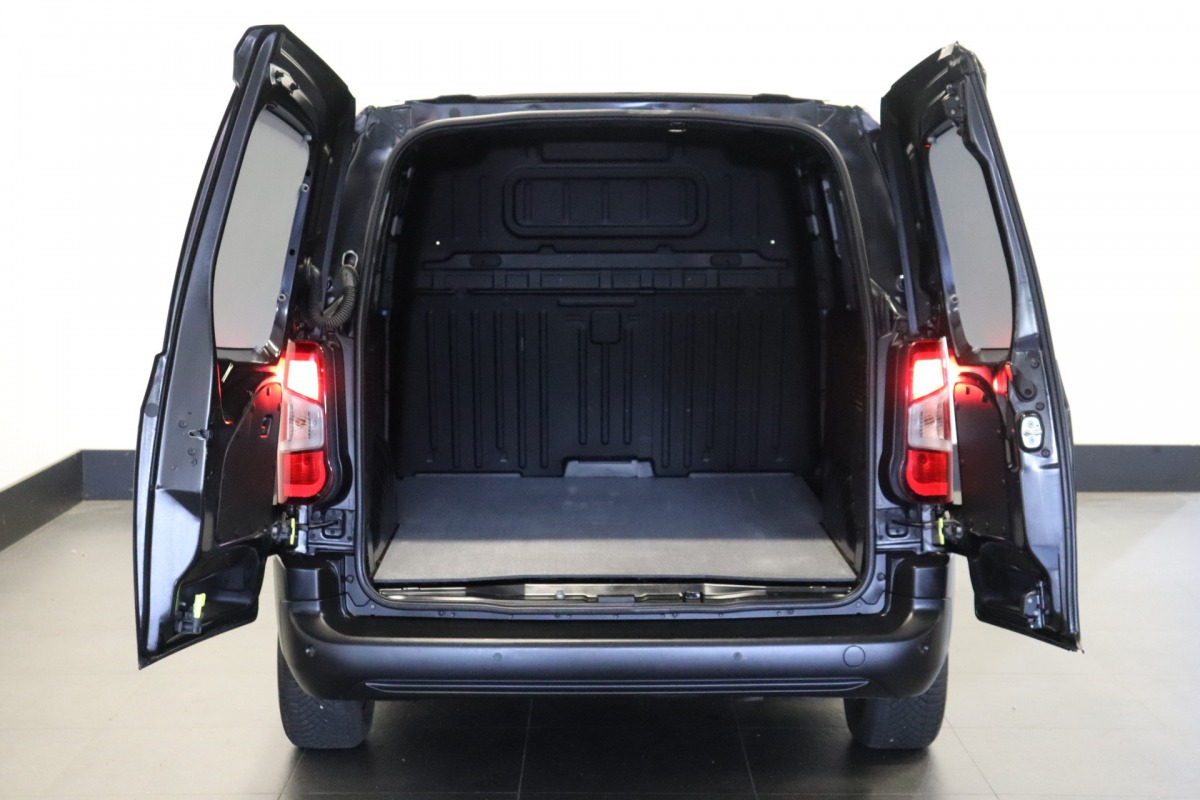 Opel Combo 1.6D EURO 6 - Airco - Navi - Cruise - € 7.400,- Excl.