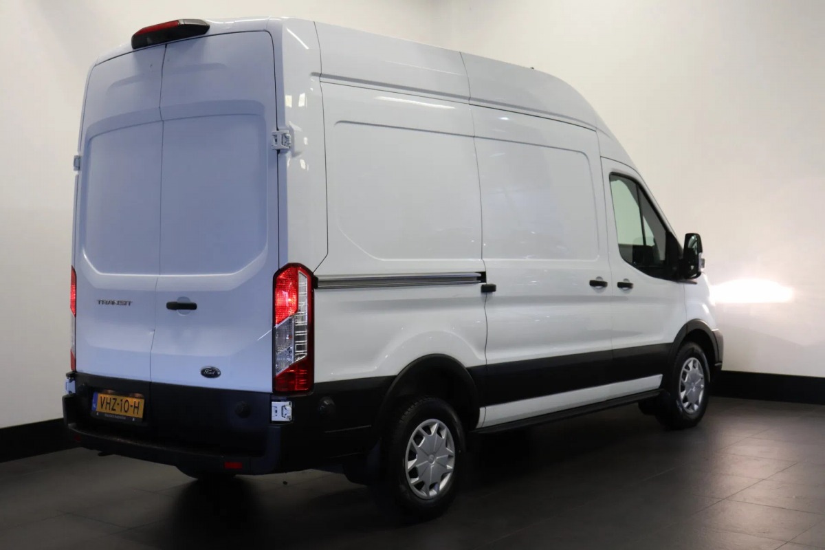 Ford Transit 2.0 TDCI 170PK L2H3 AUTOMAAT EURO 6 - Airco - Camera - Cruise - €13.950,- Excl.