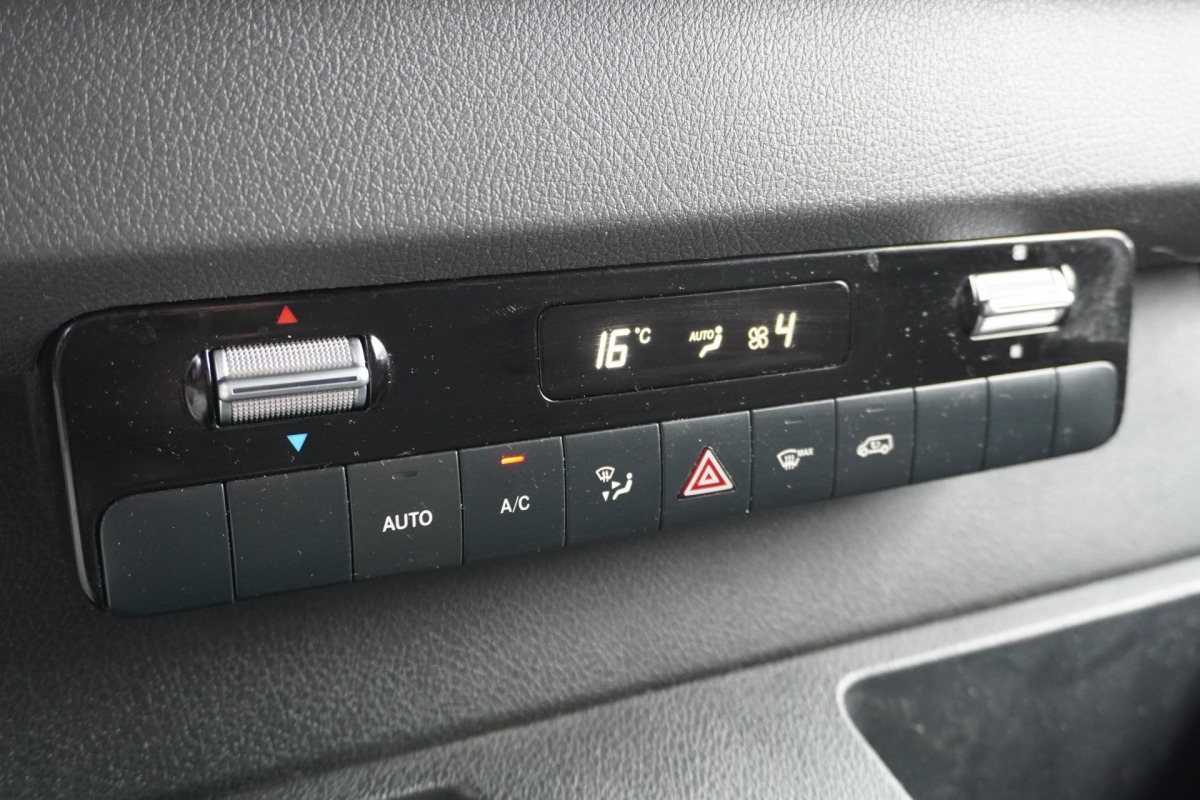 Mercedes-Benz Sprinter 314 2.2 CDI Automaat L3H2 EURO 6 - Airco - Navi - Cruise - Camera - € 18.900,- Excl.