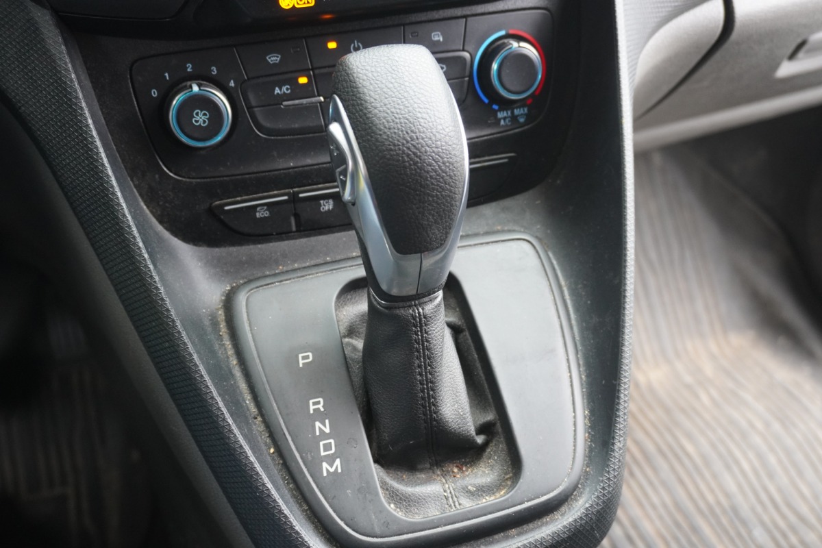 Ford Transit Connect 1.5 EcoBlue L2 Automaat EURO 6 - Airco - Navi - Cruise - Trekhaak - €10.950,- Excl.