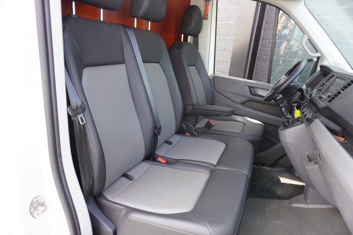 Volkswagen Crafter 2.0 TDI L3H3 177PK EURO 6 - Airco - Navi - Cruise - PDC - €16.900,- Excl.