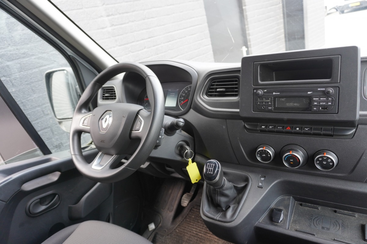 Renault Master 2.3 dCi 150PK L2H2 EURO 6 - Airco - Cruise - PDC - €15.950,- Excl.