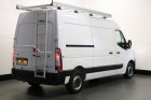 Renault Master 2.3 dCi 135PK L2H2 EURO 6 - Airco - Navi - Cruise - Imperiaal - €17.900,- Excl. Renault Master 2.3 dCi 135PK L2H2 EURO 6 - Airco - Navi - Cruise - Imperiaal - €17.900,- Excl.