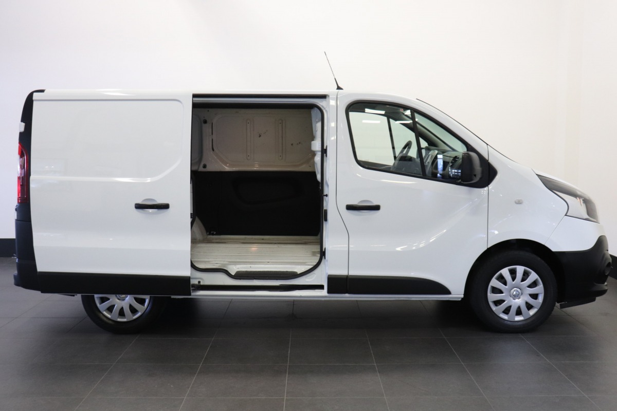 Renault Trafic 1.6 dCi 145PK EURO 6 - Airco - Navi - Cruise - €10.950,- Excl.