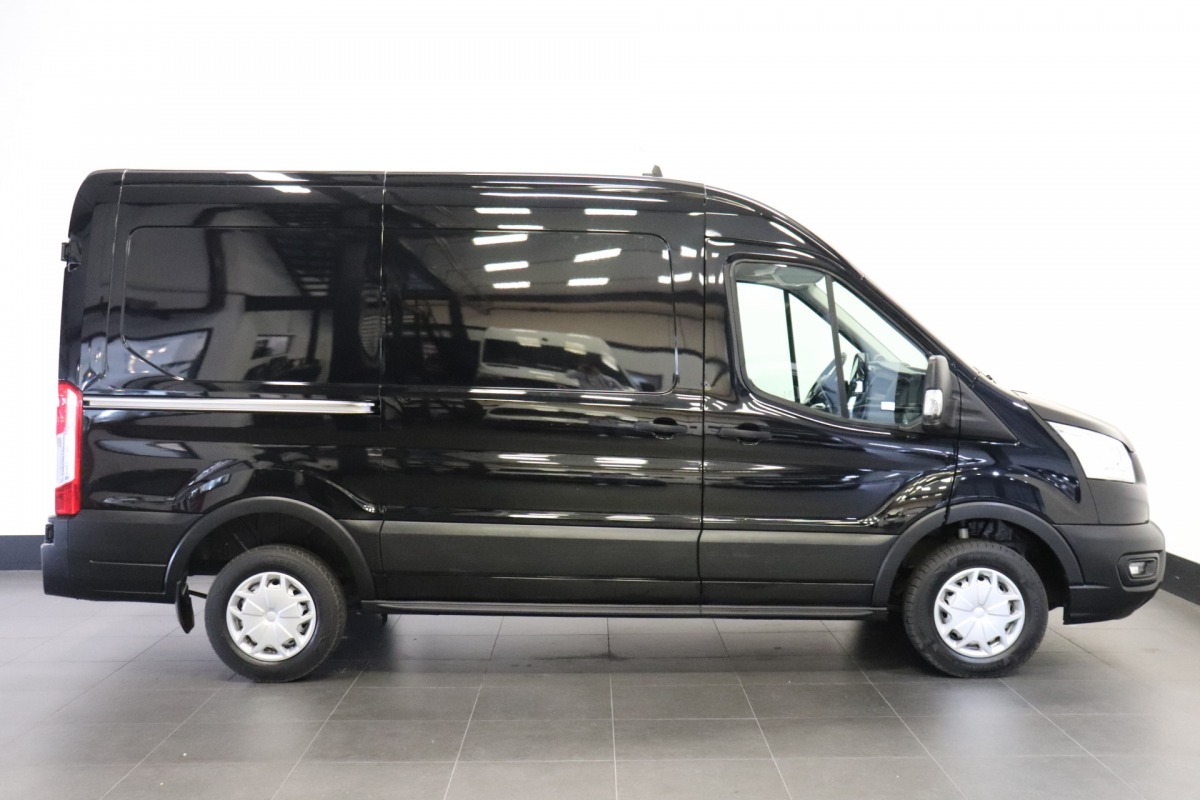 Ford Transit 2.0 TDCI L2H2 EURO 6 - Airco - Cruise - PDC - € 16.900,- Excl.