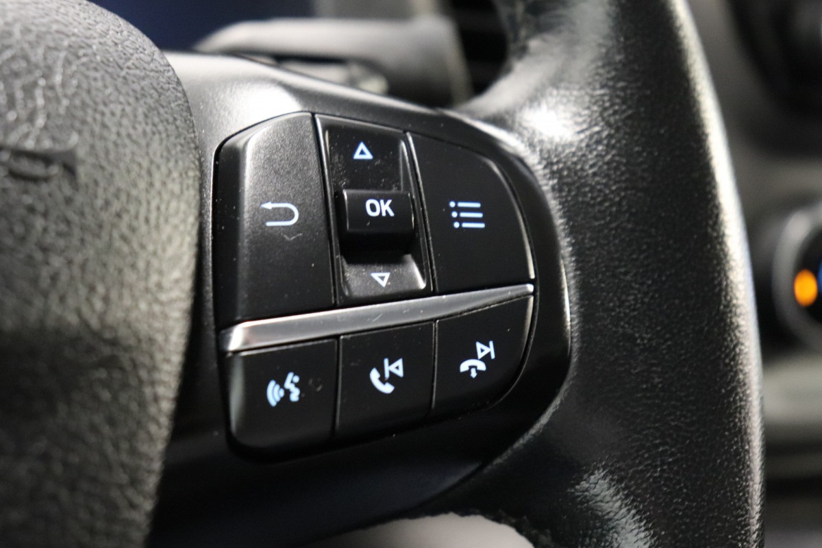 Ford Transit 2.0 TDCI L2H2 EURO 6 - Airco - Cruise - PDC - € 16.900,- Excl.