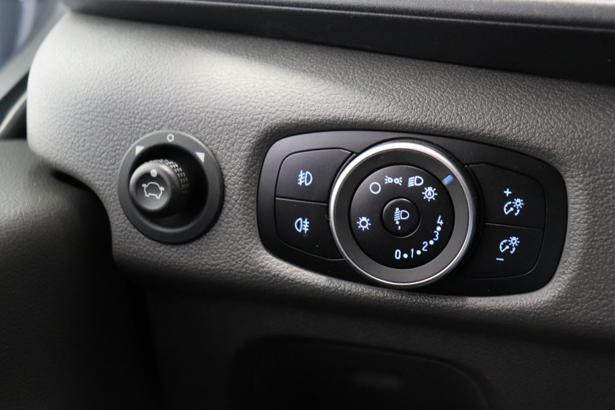 Ford Transit 2.0 TDCI L4H3 EURO 6 - Airco - Cruise - Camera - €16.900,- Excl.