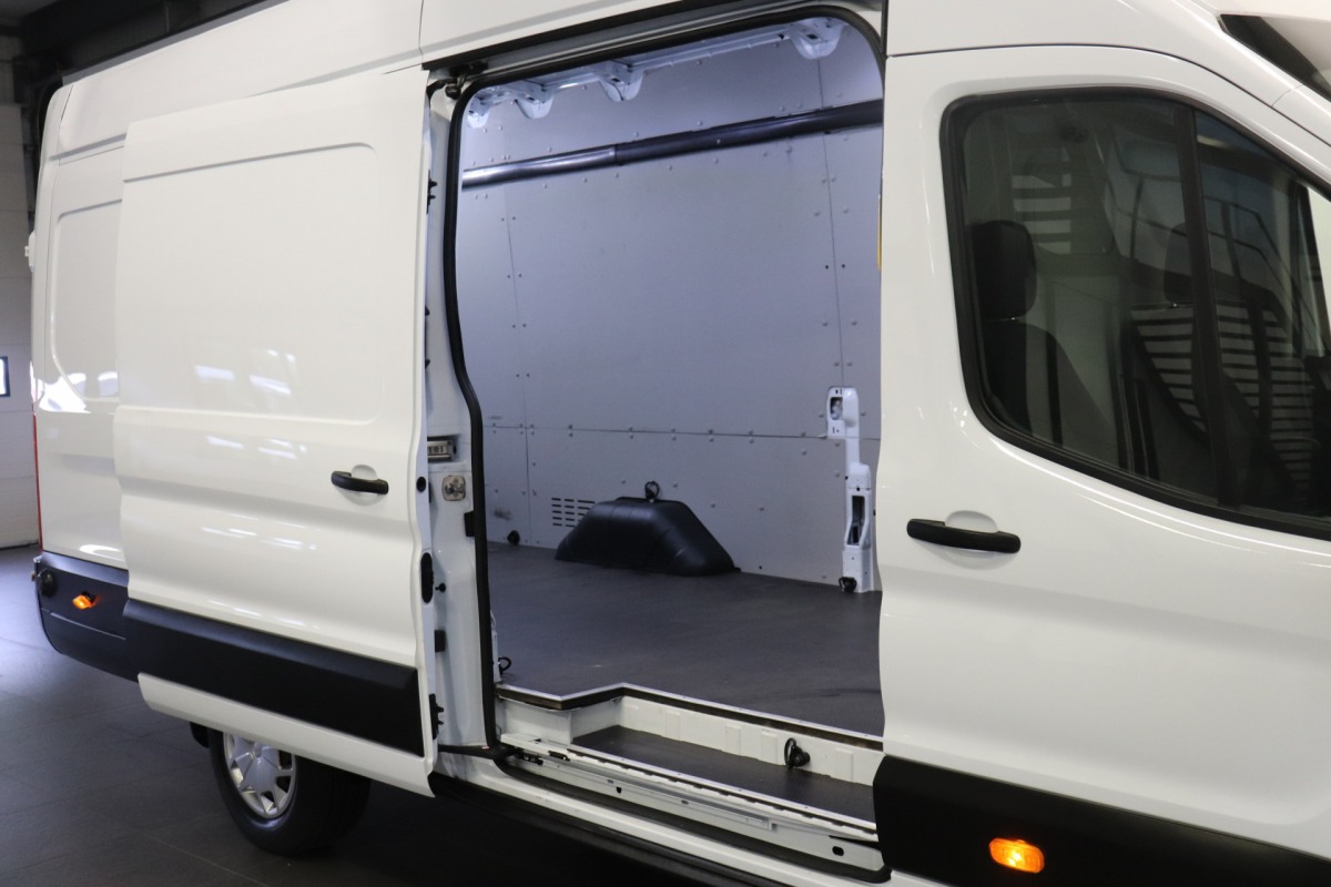 Ford Transit 2.0 TDCI L4H3 EURO 6 - Airco - Cruise - Camera - €16.900,- Excl.