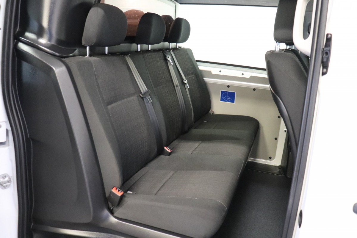 Mercedes-Benz Vito 114 CDI Extra Lang Dubbele Cabine EURO 6 - Airco - Cruise - Trekhaak - €18.950,- Excl.