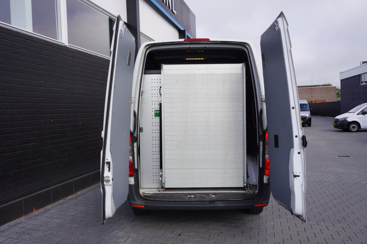 Mercedes-Benz Sprinter 314 2.2 CDI Automaat L2H2 EURO 6 - ACC - Cruise - Laadbrug -  €19.900,- Excl.