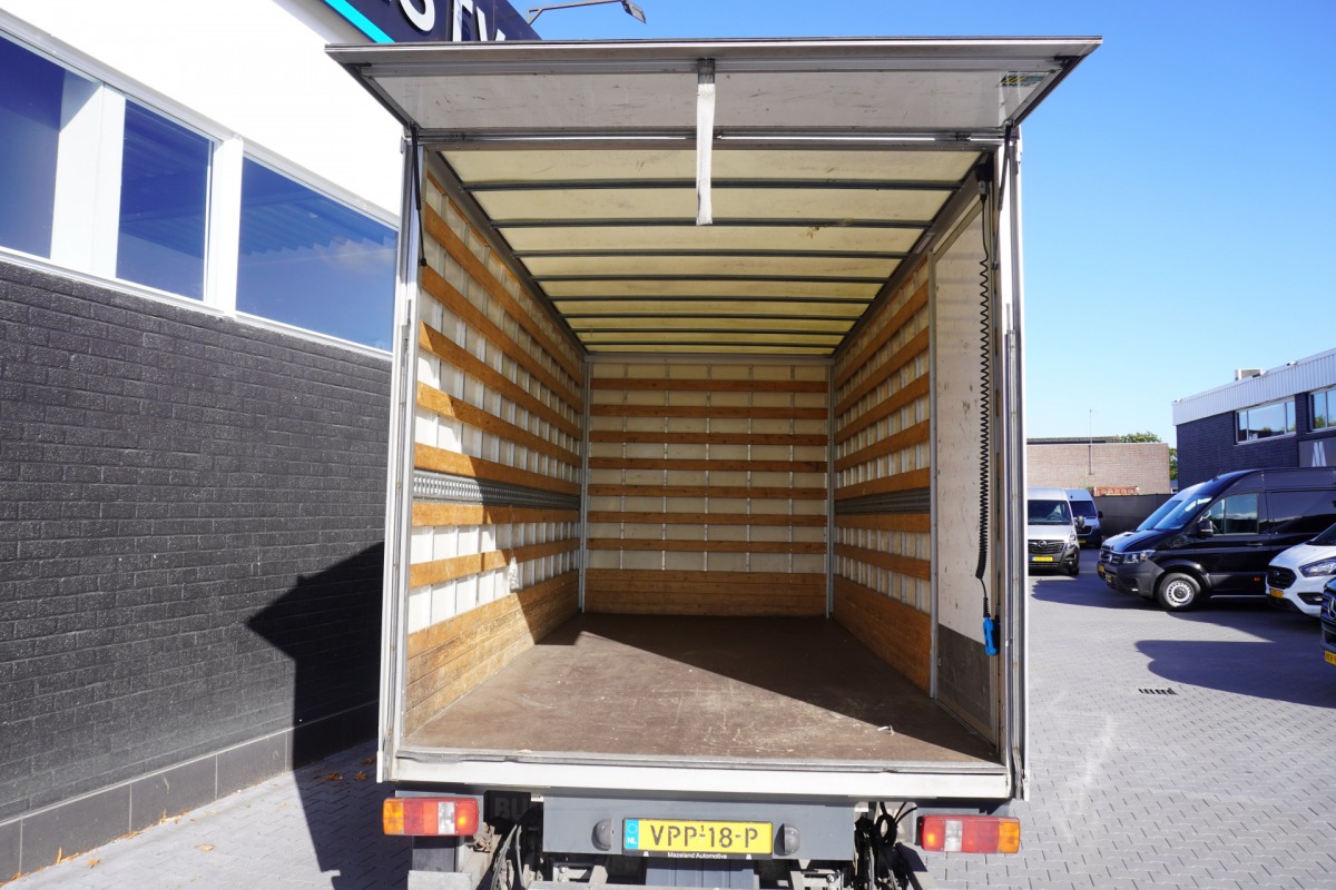 Volkswagen Crafter 35 2.0 TDI L4 Bakwagen Dubbel Lucht EURO 6 - Airco - Navi - Cruise - € 19.950,- Excl.