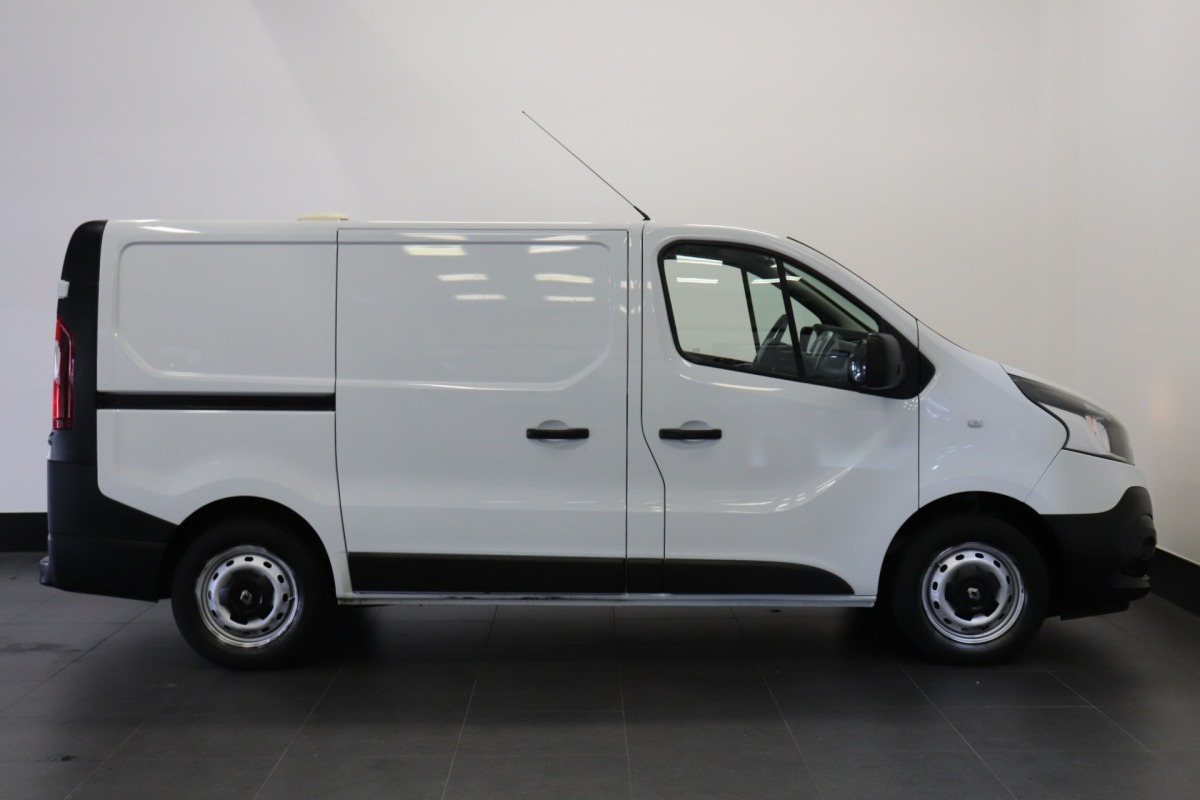 Renault Trafic 1.6 dCi 125PK EURO 6 - Airco - Navi - Cruise - € 12.900,- Excl.