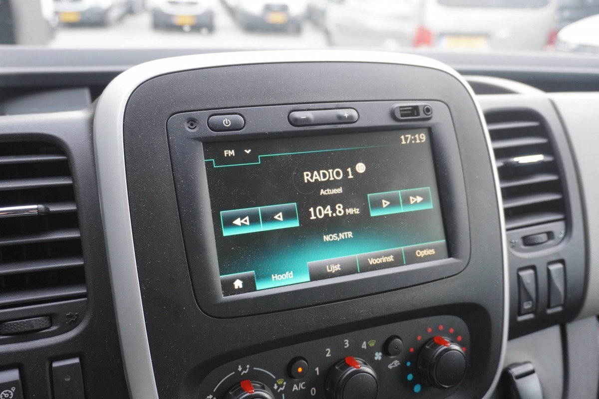 Renault Trafic 1.6 dCi 125PK EURO 6 - Airco - Navi - Cruise - € 9.950,- Excl.