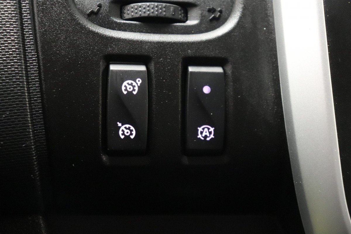 Renault Trafic 2.0 dCi 120PK EURO 6 - Airco - Navi - Cruise - €13.499,- Excl.