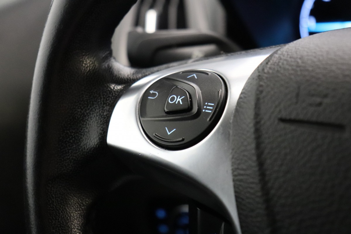 Ford Transit Connect 1.5 EcoBlue EURO 6 - Airco - Cruise - Navi - € 10.950,- Excl.