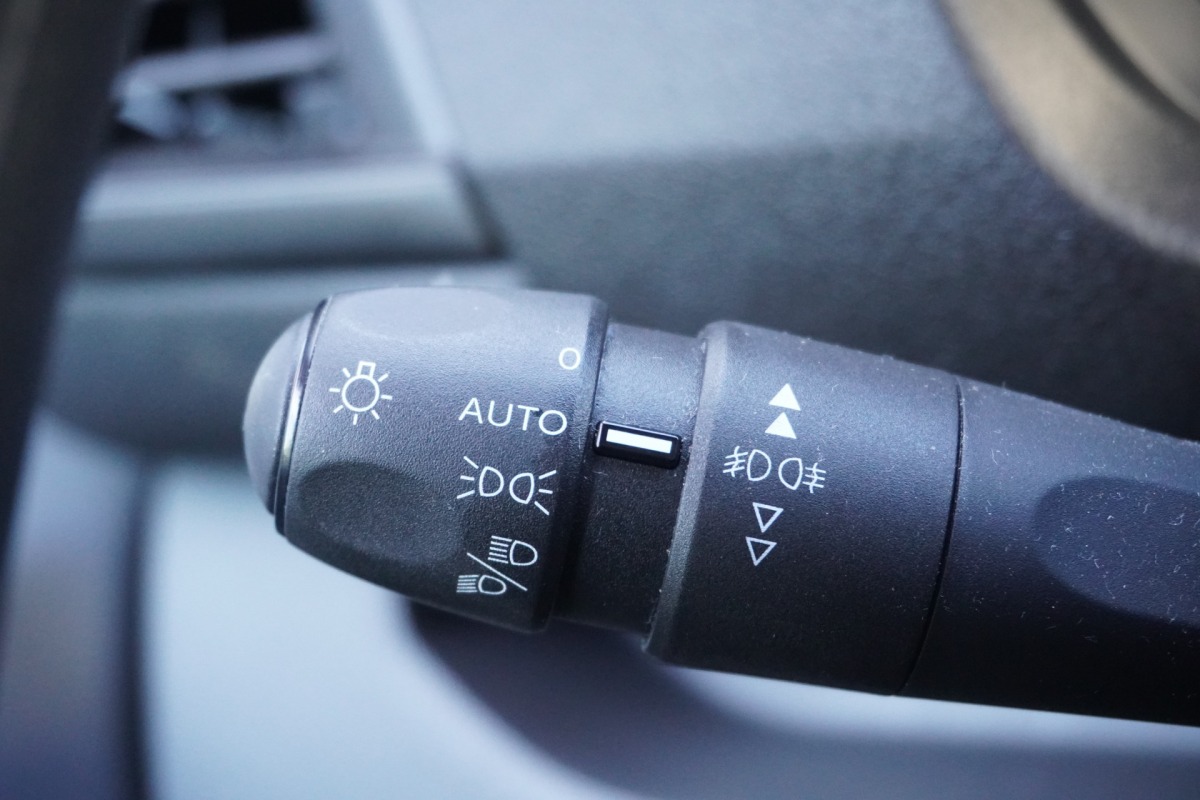 Citroën Jumpy 2.0 BlueHDI L2 144PK EURO 6 - Airco - Navi - Cruise - € 16.950,- Excl. Citroën Jumpy 2.0 BlueHDI L2 144PK EURO 6 - Airco - Navi - Cruise - € 16.950,- Excl.