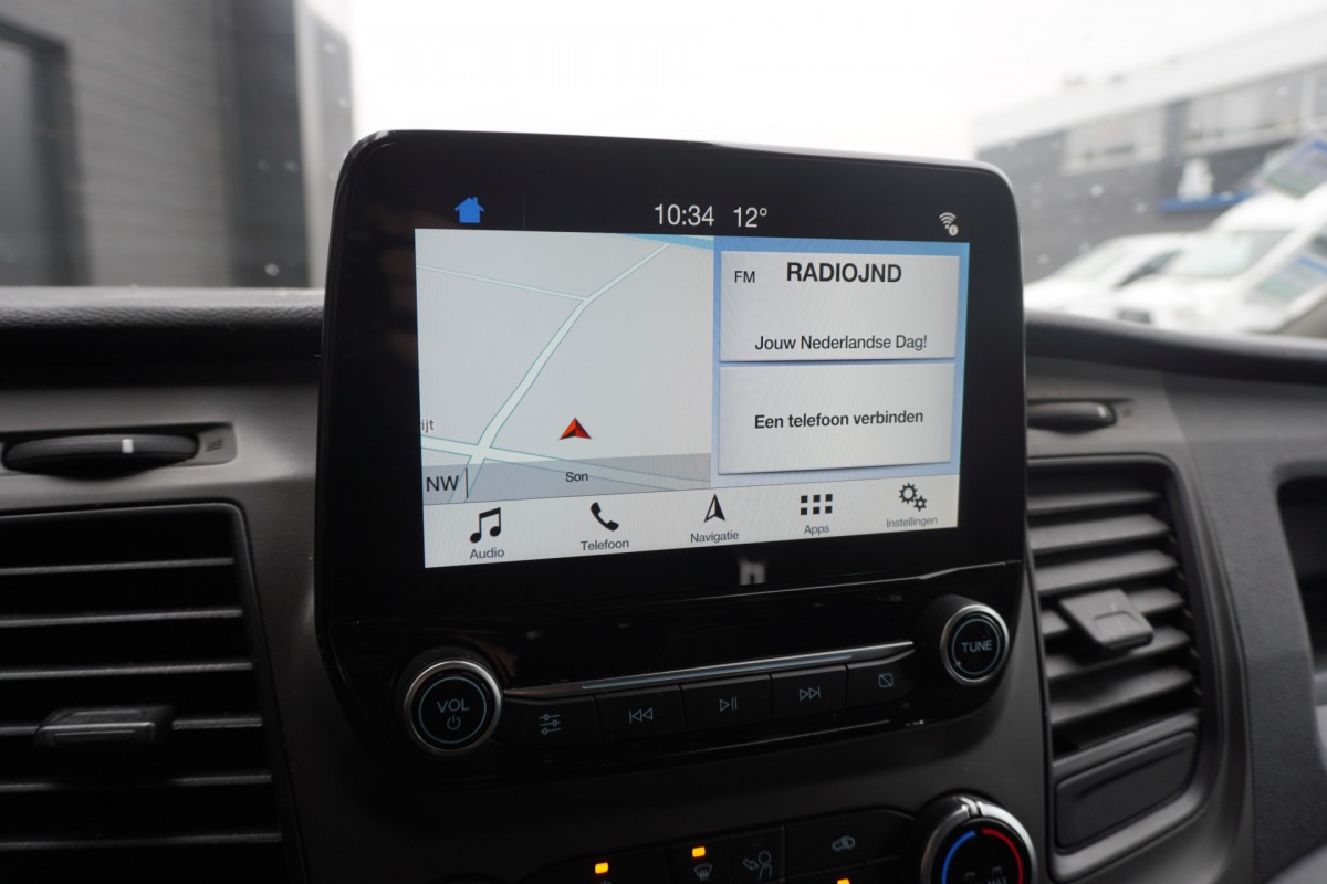 Ford Transit Custom 2.0 TDCI 130PK L2 2x schuifdeur EURO 6 - Airco - Navi - Cruise - PDC - €12.900,- Excl. Ford Transit Custom 2.0 TDCI 130PK L2 2x schuifdeur EURO 6 - Airco - Navi - Cruise - PDC - €12.900,- Excl.