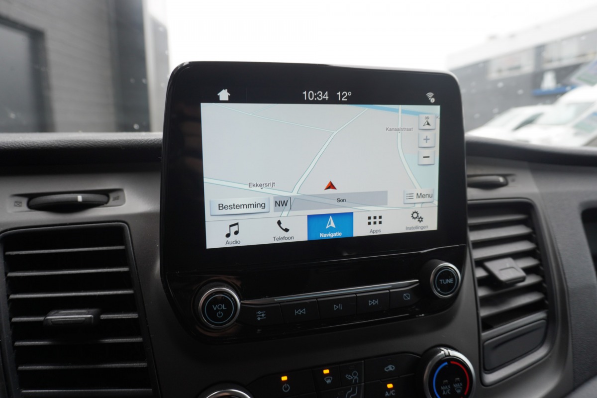 Ford Transit Custom 2.0 TDCI 130PK L2 2x schuifdeur EURO 6 - Airco - Navi - Cruise - PDC - €12.900,- Excl. Ford Transit Custom 2.0 TDCI 130PK L2 2x schuifdeur EURO 6 - Airco - Navi - Cruise - PDC - €12.900,- Excl.