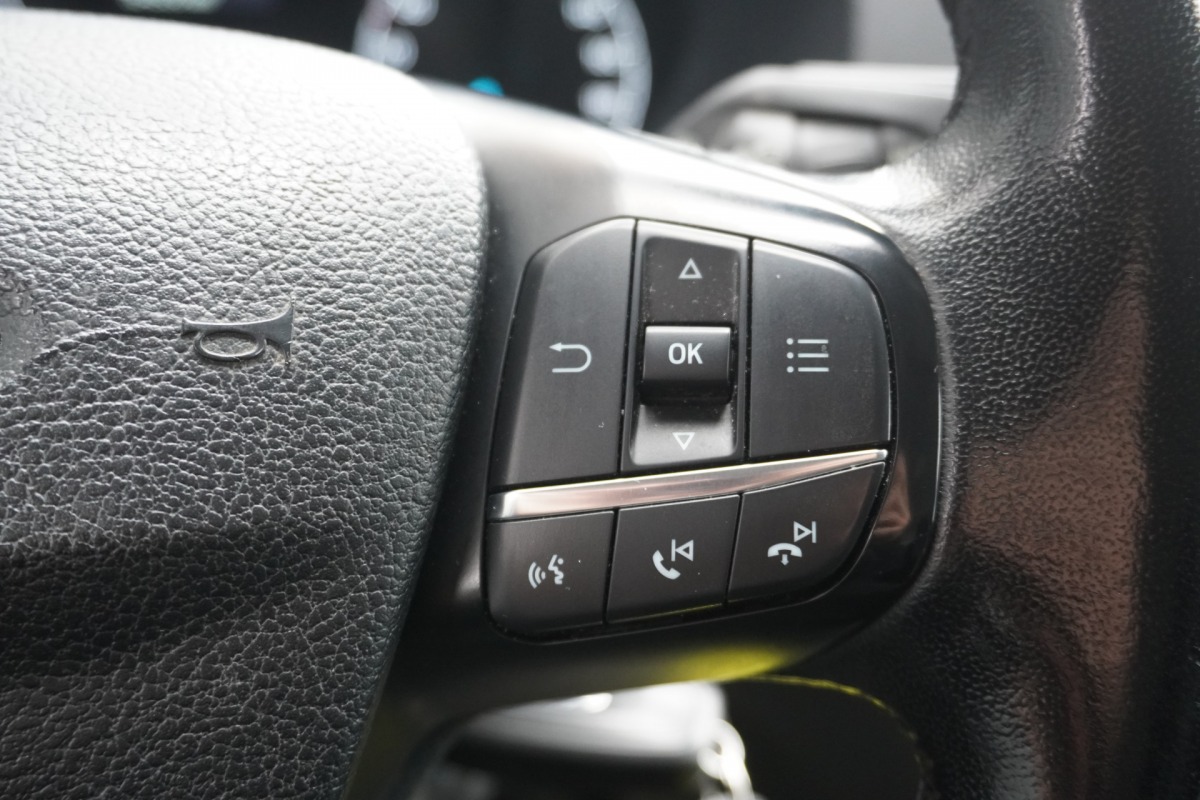 Ford Transit Custom 2.0 TDCI 130PK L2 2x schuifdeur EURO 6 - Airco - Navi - Cruise - PDC - €12.900,- Excl. Ford Transit Custom 2.0 TDCI 130PK L2 2x schuifdeur EURO 6 - Airco - Navi - Cruise - PDC - €12.900,- Excl.