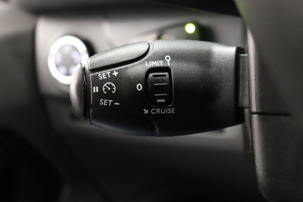 Peugeot Expert 2.0 BlueHDI 120PK L2 EURO 6 - Airco - Navi - Cruise - €11.950,- Excl.