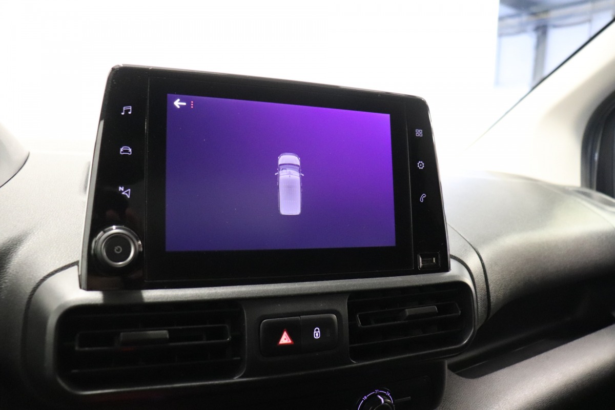 Peugeot Partner 1.2 PT 110PK Benzine! EURO 6 - Airco - Navi - Cruise - € 11.900,- Excl.