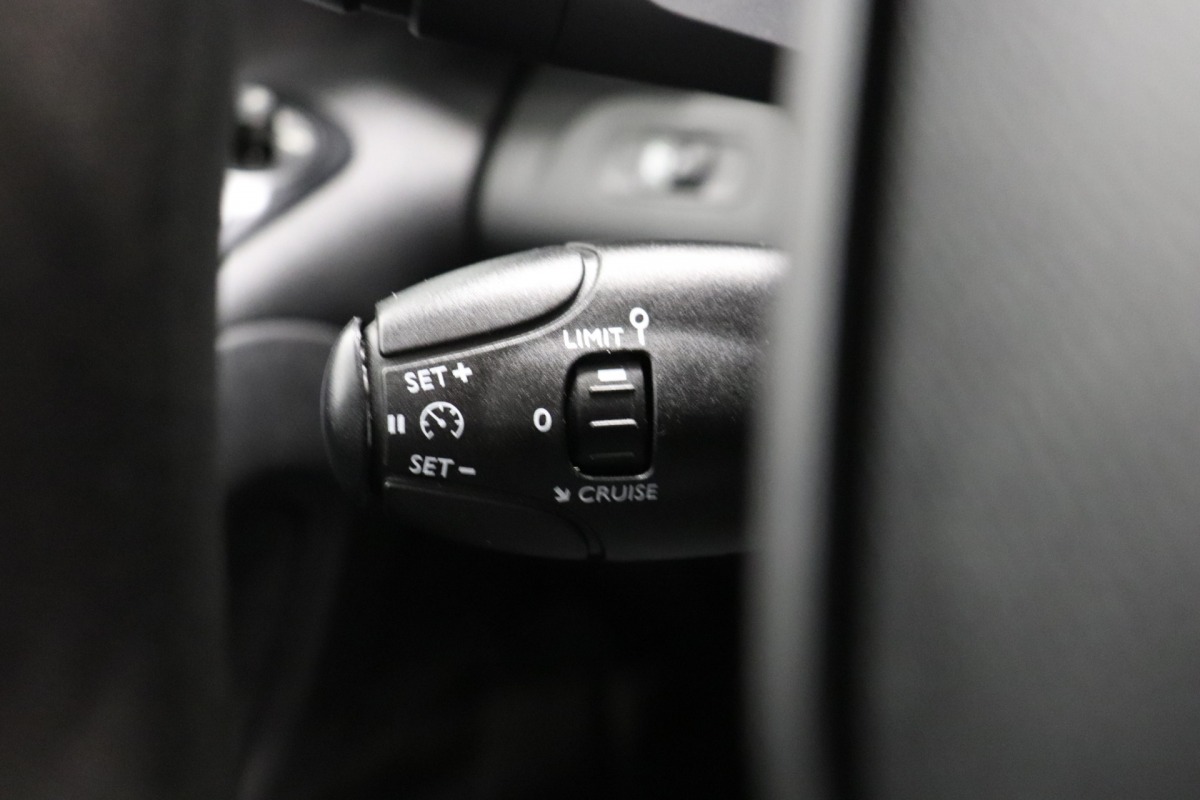 Peugeot Partner 1.2 PT 110PK Benzine! EURO 6 - Airco - Navi - Cruise - € 11.900,- Excl.