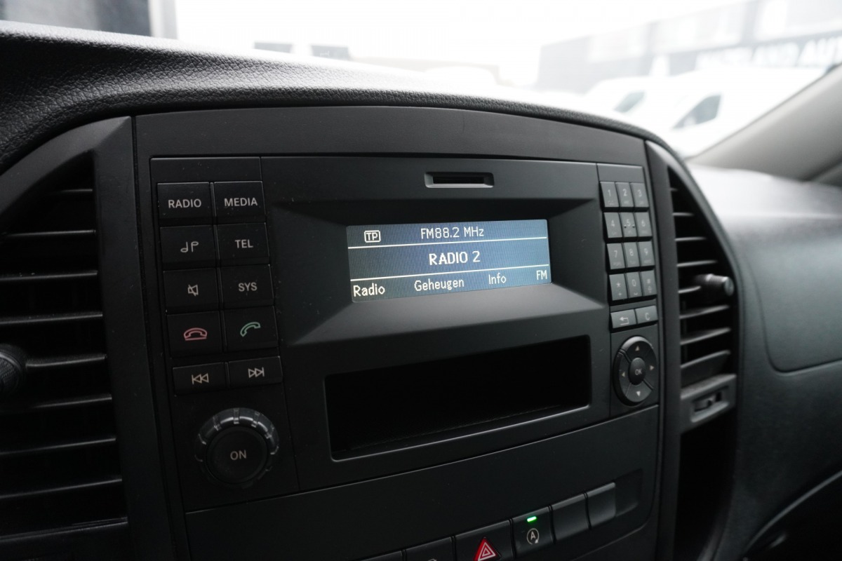 Mercedes-Benz Vito 114 CDI Automaat Lang EURO 6 - Airco - Cruise - PDC - € 9.950,- Excl. Mercedes-Benz Vito 114 CDI Automaat Lang EURO 6 - Airco - Cruise - PDC - € 9.950,- Excl.