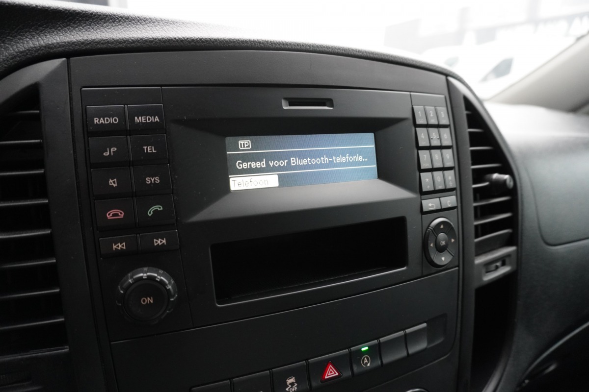 Mercedes-Benz Vito 114 CDI Automaat Lang EURO 6 - Airco - Cruise - PDC - € 9.950,- Excl. Mercedes-Benz Vito 114 CDI Automaat Lang EURO 6 - Airco - Cruise - PDC - € 9.950,- Excl.