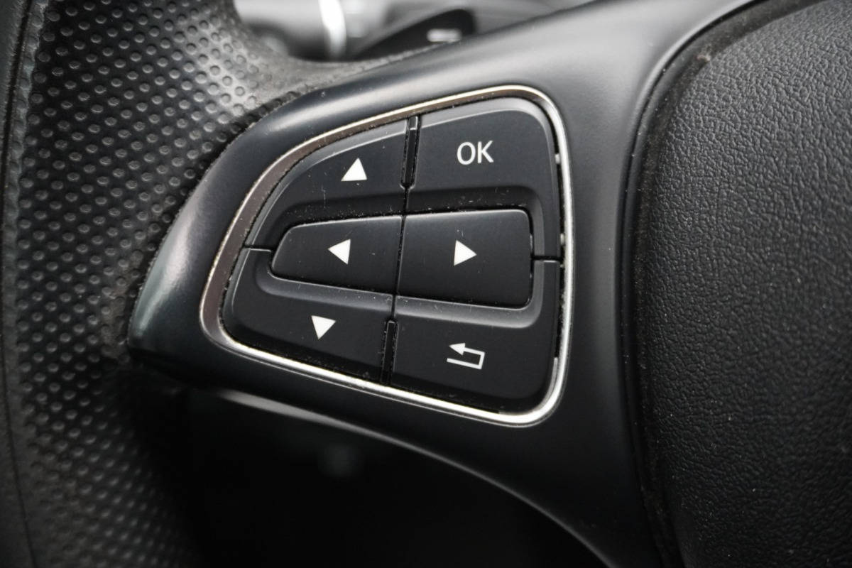 Mercedes-Benz Vito 114 CDI Automaat Lang EURO 6 - Airco - Cruise - PDC - € 9.950,- Excl. Mercedes-Benz Vito 114 CDI Automaat Lang EURO 6 - Airco - Cruise - PDC - € 9.950,- Excl.