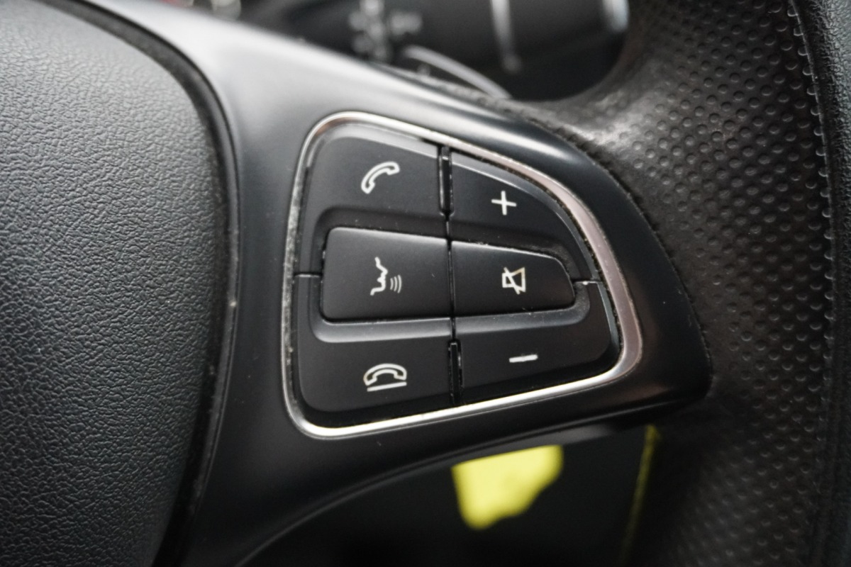 Mercedes-Benz Vito 114 CDI Automaat Lang EURO 6 - Airco - Cruise - PDC - € 9.950,- Excl. Mercedes-Benz Vito 114 CDI Automaat Lang EURO 6 - Airco - Cruise - PDC - € 9.950,- Excl.