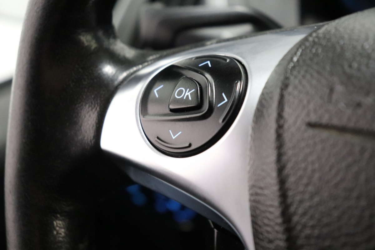 Ford Transit Custom 2.0 TDCI EURO 6 - Airco - Navi - Cruise - €8.900,- Excl.