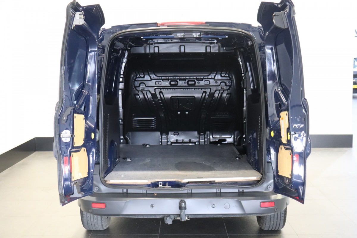 Ford Transit Connect 1.5 TDCI 120PK L2 EURO 6 - Airco - PDC - Trekhaak - €5.900,- MARGE!