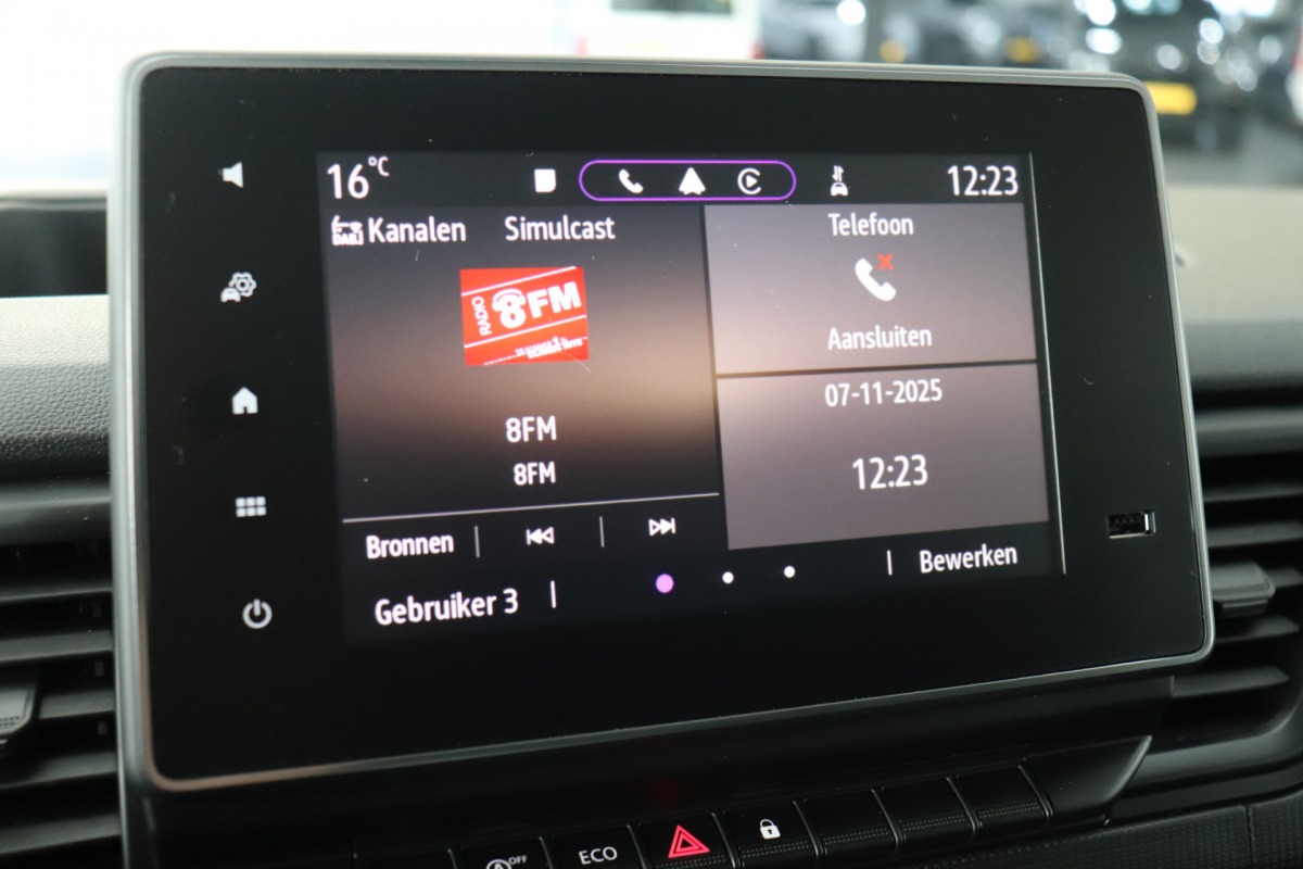 Renault Trafic 2.0 dCi 110PK L2 - EURO 6 - Airco - Cruise - PDC - € 24.950,- Excl.