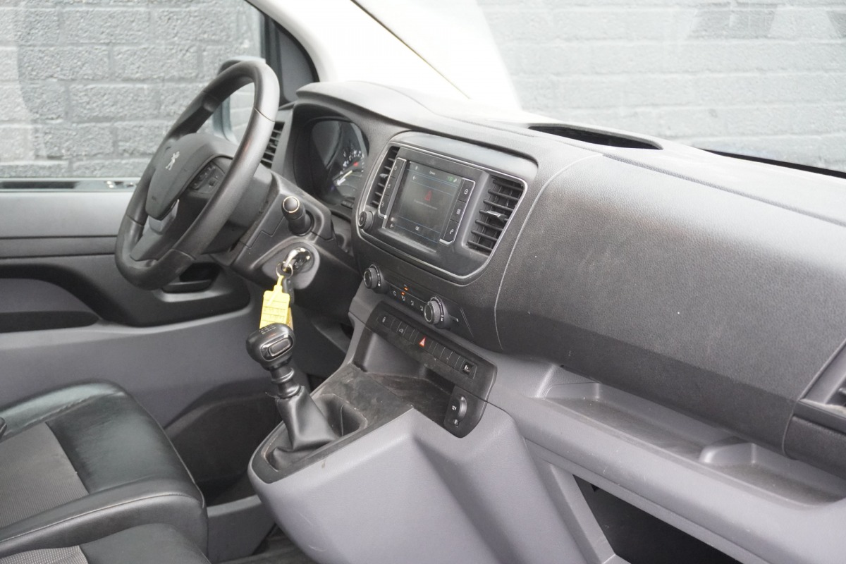 Peugeot Expert 2.0 BlueHDI L3 120PK EURO 6 - Airco - Navi - Cruise - € 12.900,- Excl.