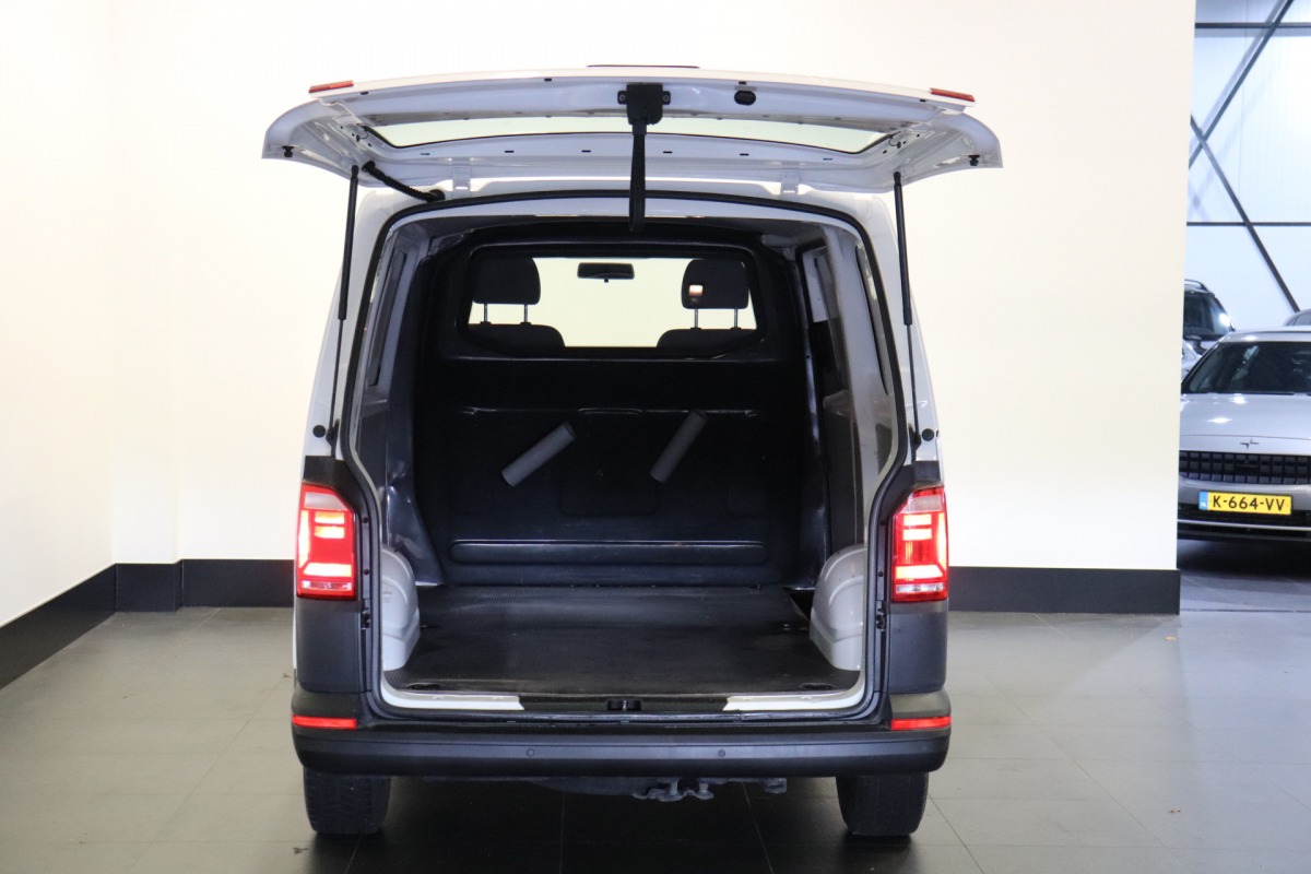 Volkswagen Transporter 2.0 TDI EURO 6 - Airco - Cruise - PDC - € 11.900,- Excl. Volkswagen Transporter 2.0 TDI EURO 6 - Airco - Cruise - PDC - € 11.900,- Excl.
