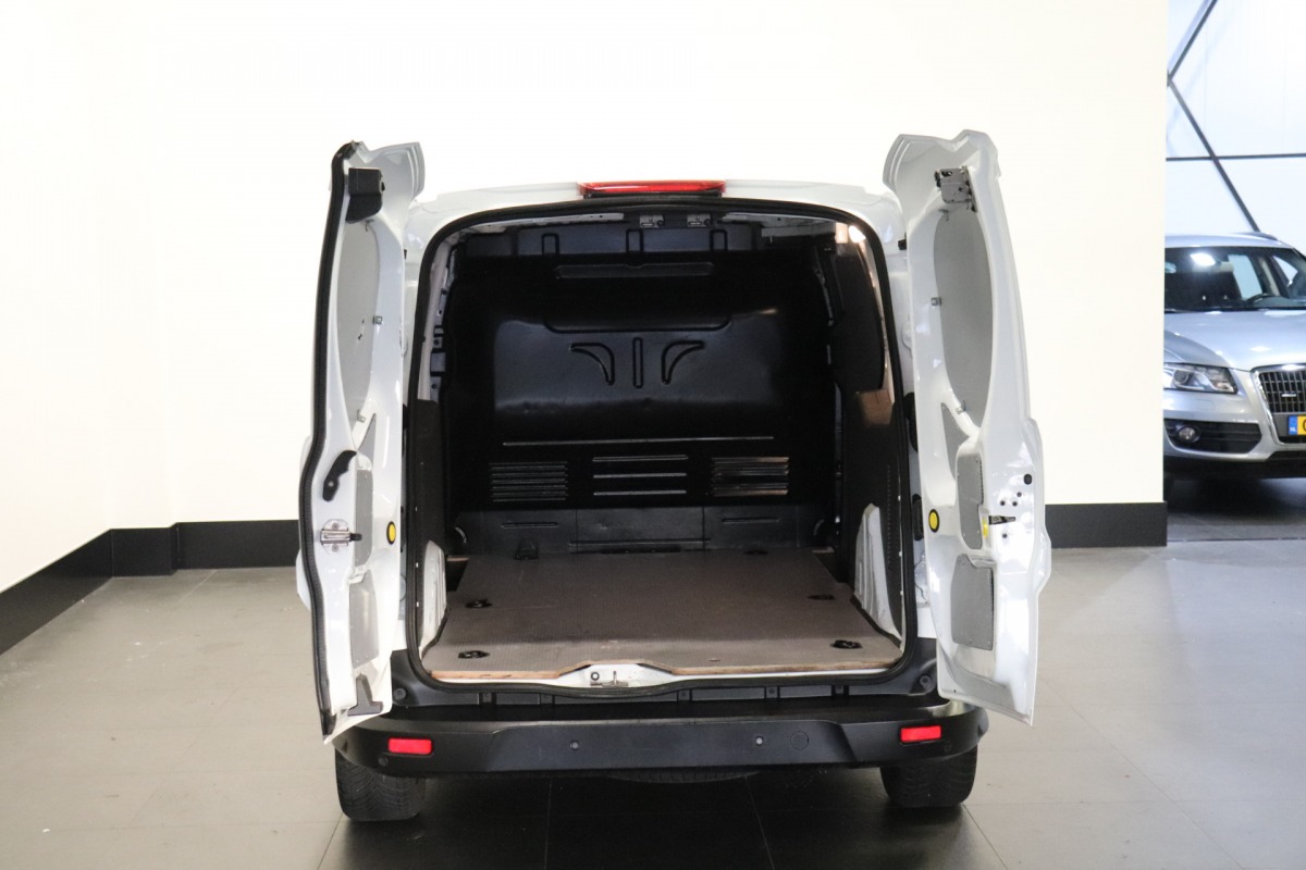 Ford Transit Connect 1.5 EcoBlue L2 EURO 6 - Airco - Navi - PDC - €13.950,- Excl. Ford Transit Connect 1.5 EcoBlue L2 EURO 6 - Airco - Navi - PDC - €13.950,- Excl.
