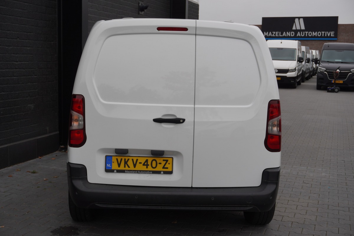 Peugeot Partner 1.2 110PK Benzine - Airco - Navi - Cruise - € 11.950,- Excl.