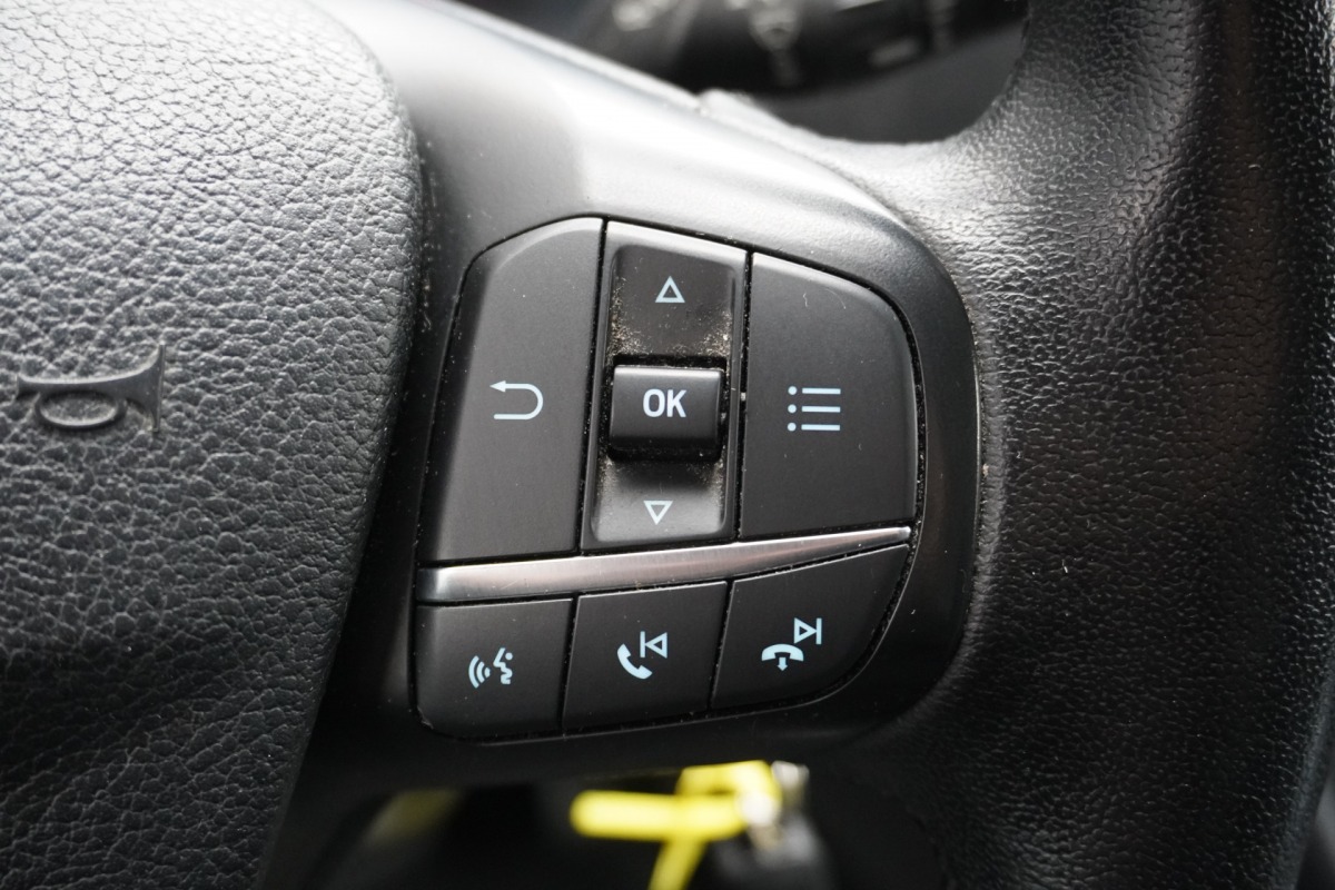 Ford Transit Custom 2.0 TDCI 130PK Automaat EURO 6 - Airco - Navi - Cruise - € 13.950,- Excl.