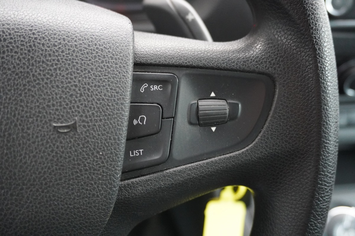 Opel Vivaro 2.0 CDTI 2.0 CDTI 120PK L3 Automaat EURO 6 - Airco - Navi - Cruise - € 13.900,- Excl.