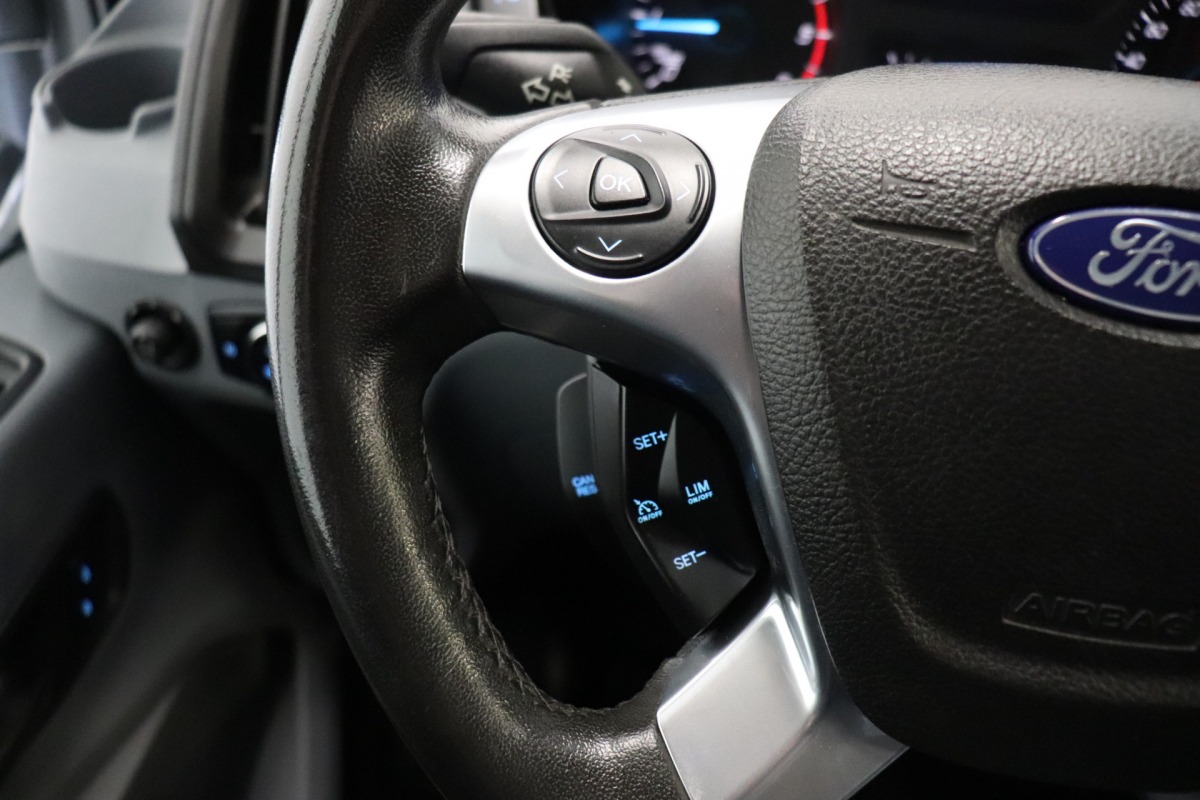 Ford Transit 2.0 TDCI L2H2 EURO 6 - Airco - Cruise - PDC - €12.950,- Excl. Ford Transit 2.0 TDCI L2H2 EURO 6 - Airco - Cruise - PDC - €12.950,- Excl.