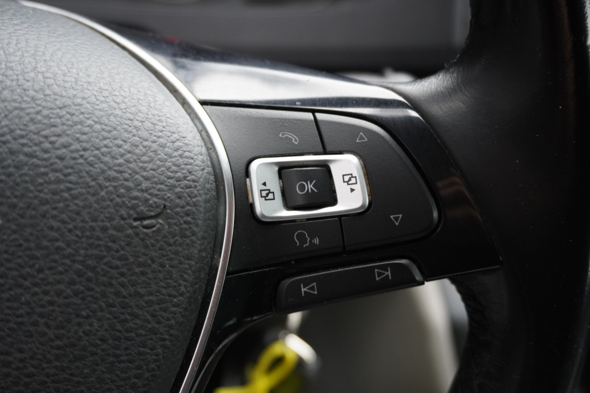 Volkswagen Transporter 2.0 TDI L2 EURO 6 - Airco - Cruise - Camera - €12.900,- Excl.