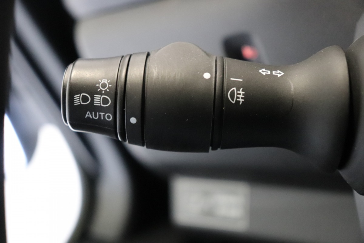 Renault Master 2.3 dCi 135PK L3H3 - EURO 6 - Airco - Navi - Cruise - € 15.900,- Excl.