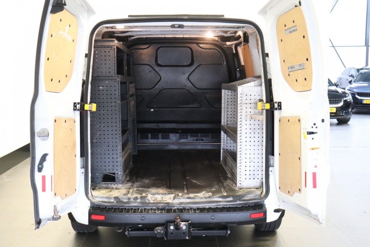 Ford Transit Custom 2.0 TDCI EURO 6 - Airco - Cruise - PDC - €12.900,- Excl.