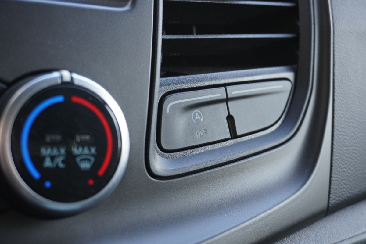 Ford Transit Custom 2.0 TDCI 130PK L2 EURO 6 - Airco - Cruise - PDC - €14.900,- Excl.