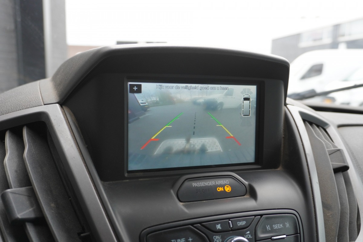 Ford Transit 2.0 TDCI 130PK L3H2 EURO 6 - Airco - Navi - Cruise - Camera - € 11.900,- Excl. Ford Transit 2.0 TDCI 130PK L3H2 EURO 6 - Airco - Navi - Cruise - Camera - € 11.900,- Excl.