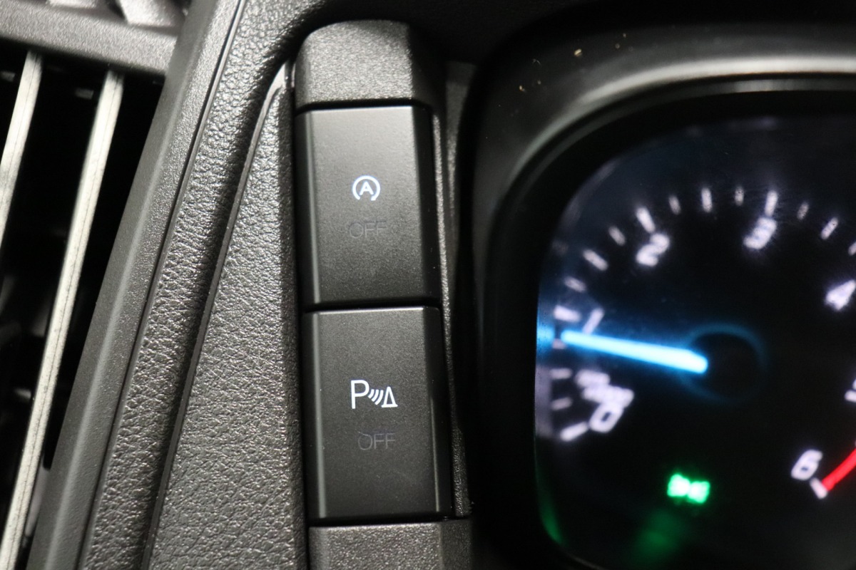 Ford Transit 2.0 TDCI 130PK L3H2 EURO 6 - Airco - Navi - Cruise - Camera - € 11.900,- Excl.