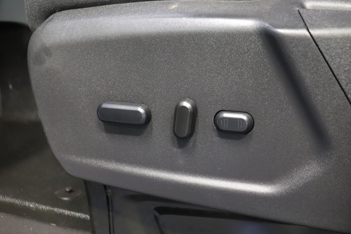 Ford Transit 2.0 TDCI 130PK L3H2 EURO 6 - Airco - Navi - Cruise - Camera - € 11.900,- Excl.