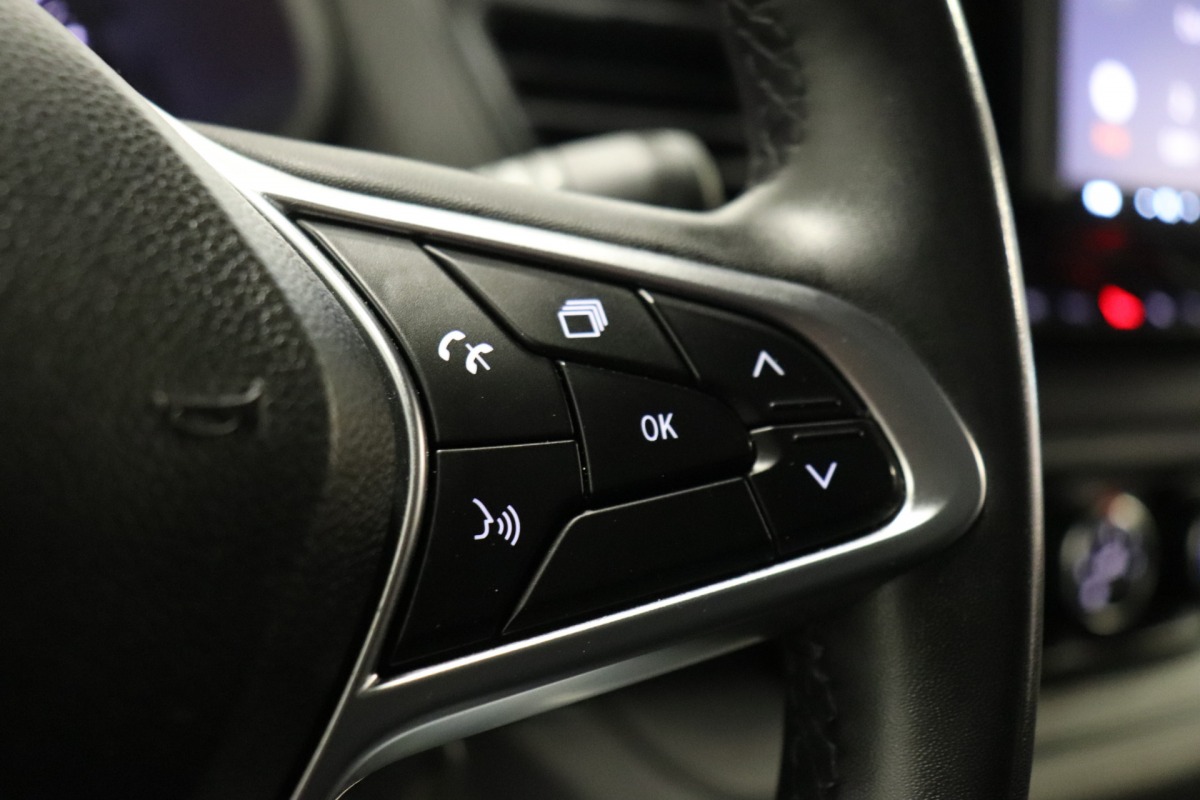 Renault Trafic 2.0 dCi 130PK L2 Dubbele Cabine EURO 6 - Airco - Cruise - Imperiaal - €18.950,- Excl.