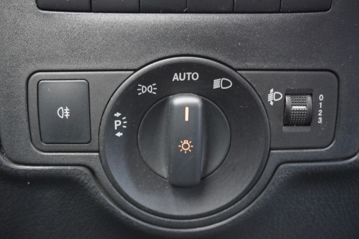 Mercedes-Benz Vito 114 CDI Automaat XL Dubbele Cabine EURO 6 - Airco - Navi - Cruise - €17.950,- Excl.